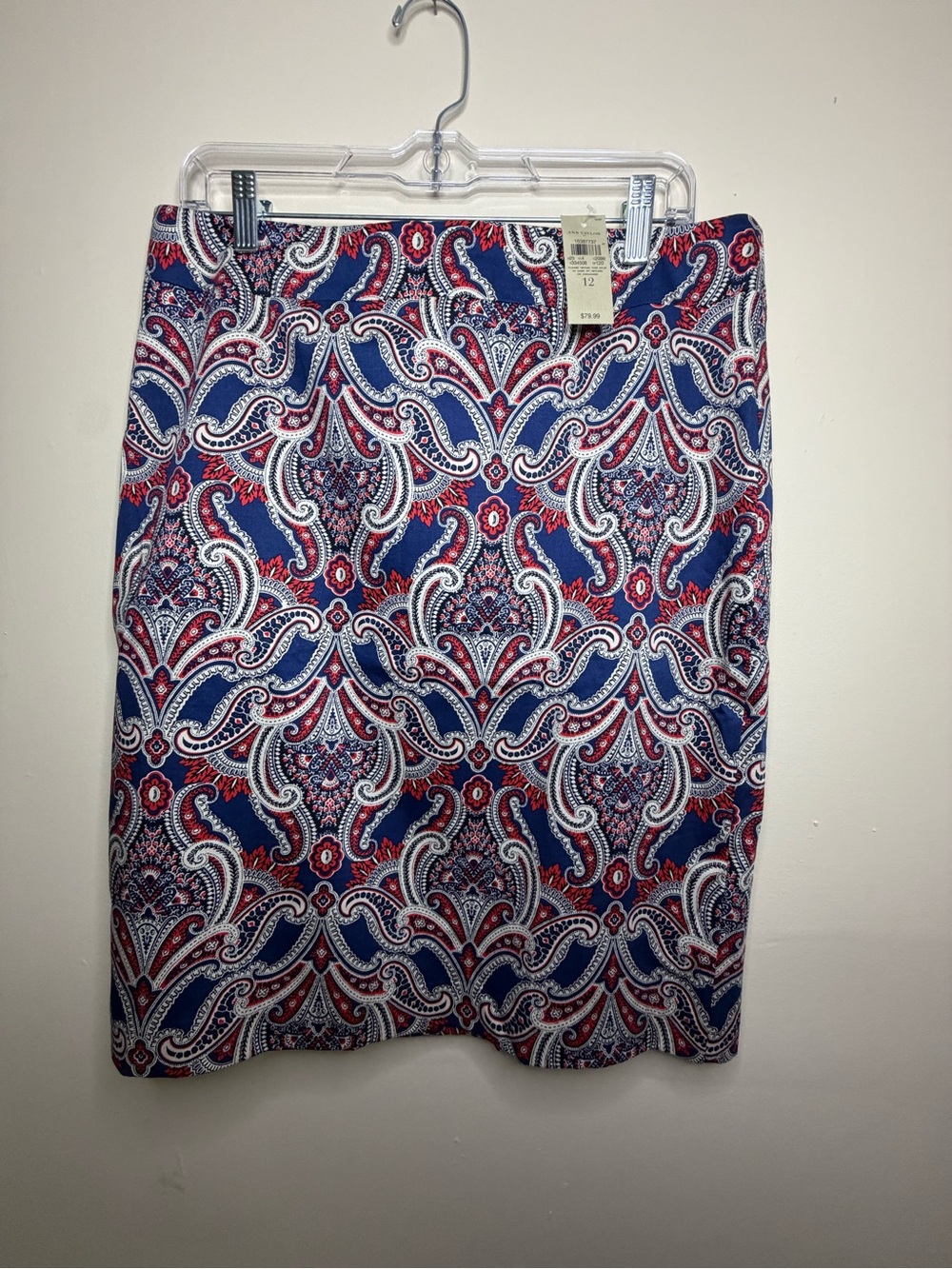 Ann Taylor Blue, Red & White Paisley Stretch Pencil Skirt